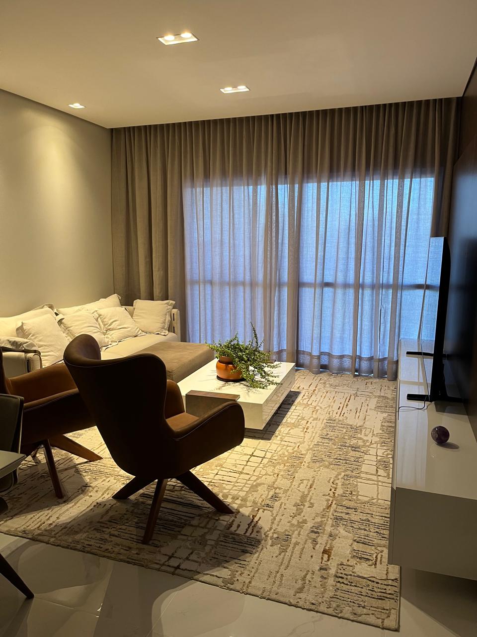 <p>Cortinas <strong>extremamente funcionais e decorativas.</strong> Disponíveis nos modelos Celular, Cortidress, Double Vision, Plissada, Rolô, Romana, Tecido, entre outras.</p>
